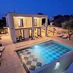 Вилла Casa Estilo Deco Биоград-на-Мору