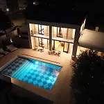Casa Estilo Deco Биоград-на-Мору