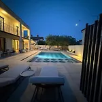 Вилла Casa Estilo Deco