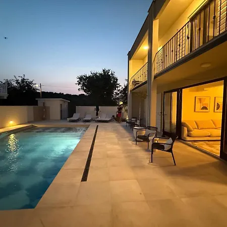 Casa Estilo Deco Вилла Биоград-на-Мору