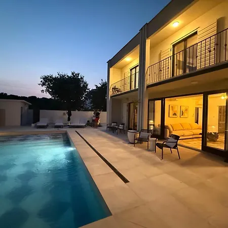 Casa Estilo Deco Вилла *