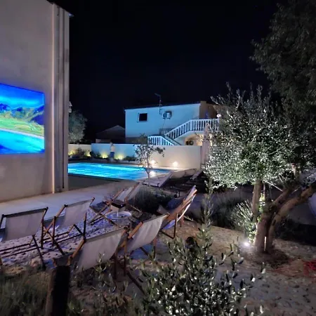 Casa Estilo Deco - Luxury With Saltwater Pool Vila Biograd Na Moru