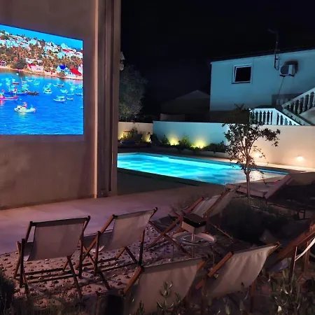 Casa Estilo Deco - Luxury With Saltwater Pool Vila *