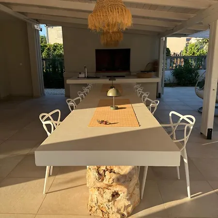 Casa Estilo Deco - Luxury With Saltwater Pool Vila *